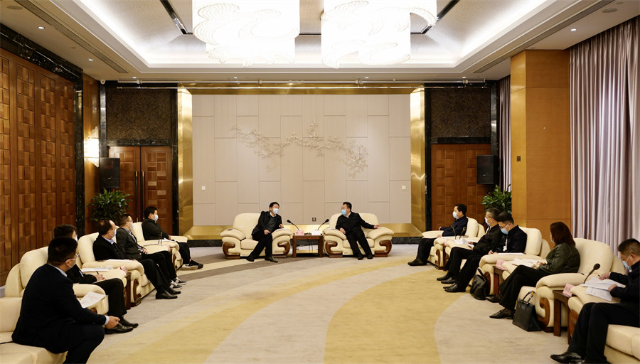 省尊龙凯时集团党委书记、董事长任丁率队赴南充调研